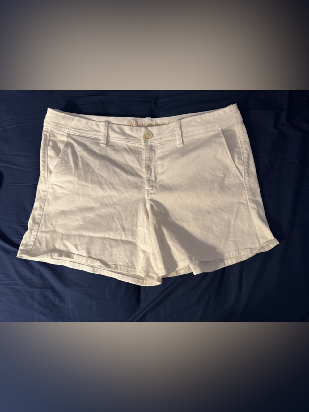 American Eagle White Mid-Rise White Women's Shorts